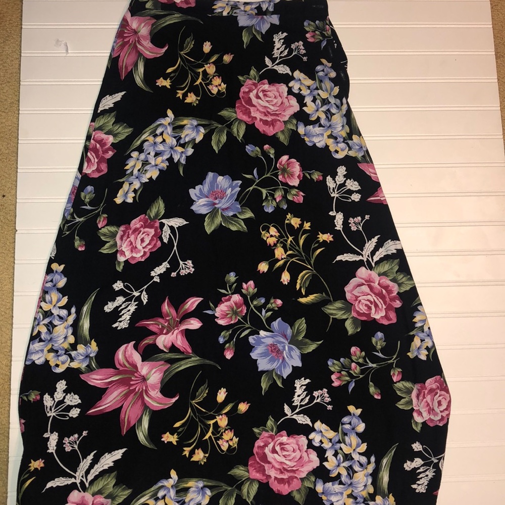 🎀🎀Ultra pink floral skirt